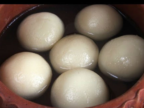 Rosogolla Row: आखिरकार रसगुल्ला हुआ पश्चिम बंगाल का, ममता ने दी जीत की बधाई Rosogolla Row: आखिरकार रसगुल्ला हुआ पश्चिम बंगाल का, ममता ने दी जीत की बधाई