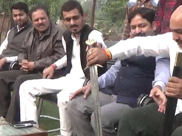 हर जगह फिल्म का विरोध