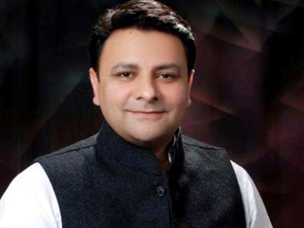 FIR against son of BJP candidate Kishan Kapoor for attack on congress candidate FIR against son of BJP candidate Kishan Kapoor for attack on congress candidate