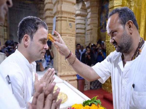 'मेरा परिवार शिव भक्त है, हम धर्म पर दलाली नहीं करते' 'मेरा परिवार शिव भक्त है, हम धर्म पर दलाली नहीं करते'