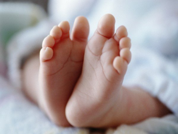 मैक्स हॉस्पिटल: बच्चे को मृत बताने वाले दो डॉक्टर बर्खास्त मैक्स हॉस्पिटल: बच्चे को मृत बताने वाले दो डॉक्टर बर्खास्त
