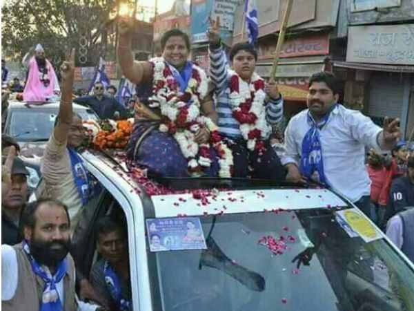 गुटबाजी पड़ी भारी