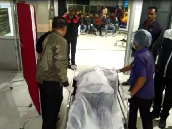 पीडब्ल्यूडी के इंजीनियर पर फायरिंग में आया था नाम