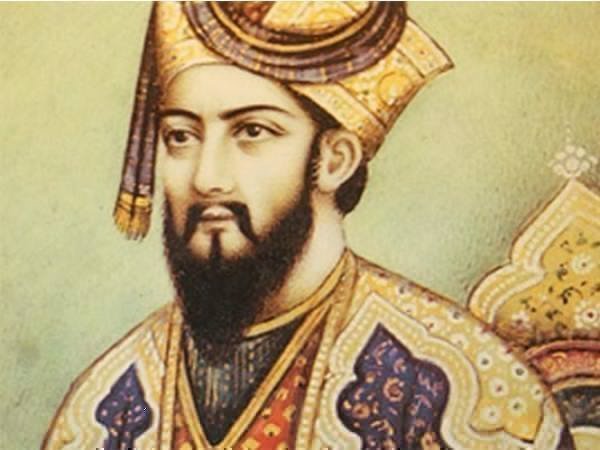 पहले भी चर्चा के केंद्र में आया था औरंगजेब