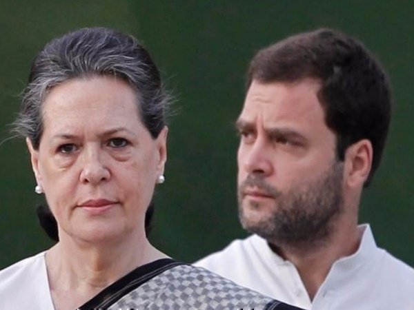 सोनिया गांधी 1998 से अब तक रहीं कांग्रेस की अध्यक्ष