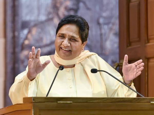 आगरा में भी बसपा बढ़ी