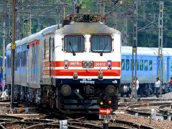 रेल मंत्री पीयुष गोयल ने की घोषणा