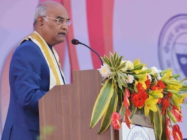 राष्ट्रपति ने छात्रों को डॉक्टर अंबेडकर से प्रेरणा लेने को कहा