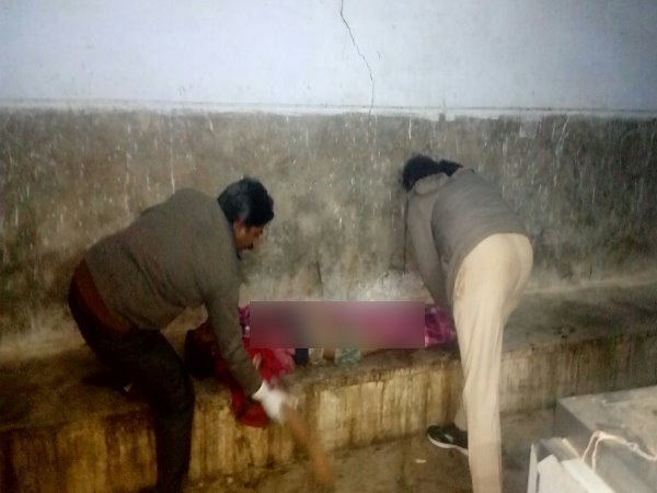 बेटी की हत्या के जुर्म में हुई थी जेल