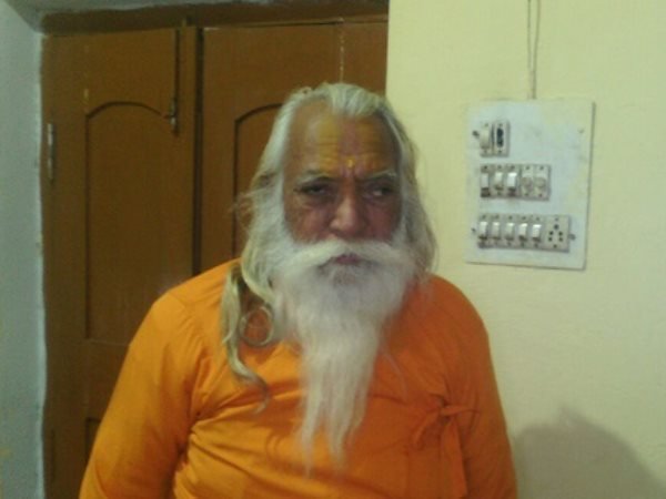 8480 मिलता है वेतन