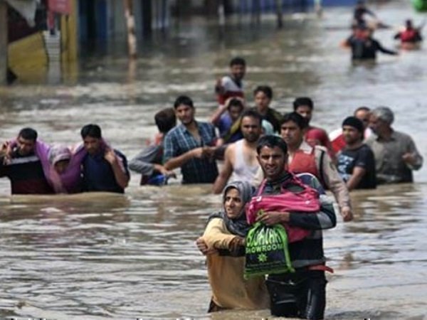 2014 में आई बाढ़ में 300 लोगों की मौत हो गई थी