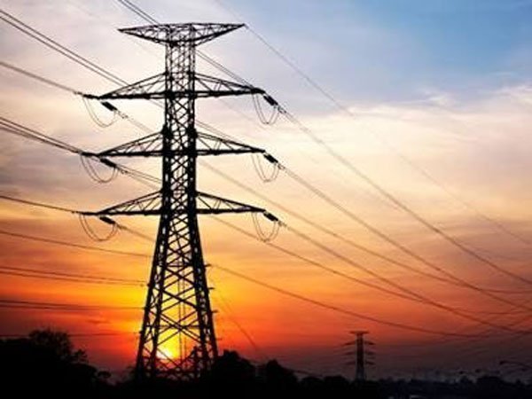 बिजली चोरी और वितरण से होने वाली हानि का स्तर 15 फीसद से कम हो