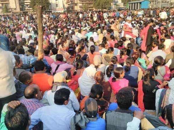हड़ताल समाप्ति के बाद शिक्षक पहुंचे स्कूल