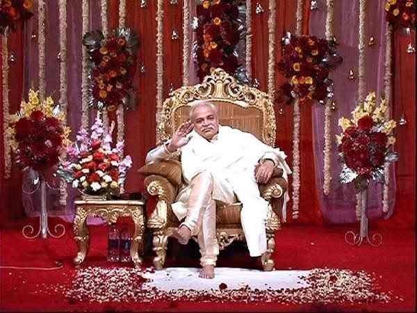 निर्मल बाबा ने क्या किया?