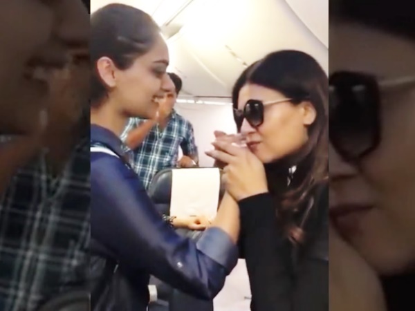Manushi Chhillar with Sushmita Sen Manushi Chhillar with Sushmita Sen
