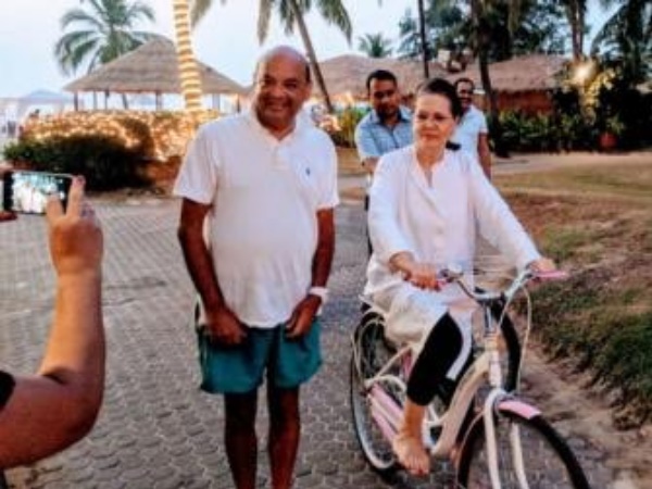 Sonia Gandhi Sonia Gandhi