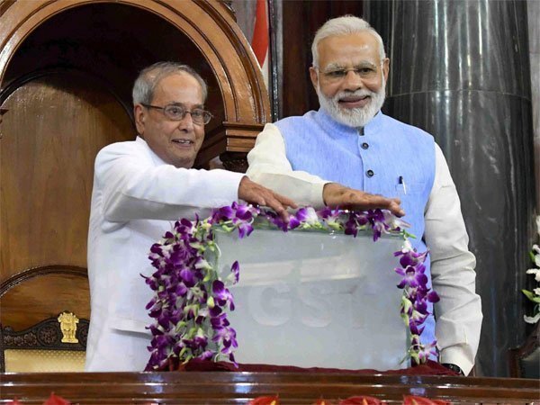 सरकार के अधिकारियों ने नहीं ली जिम्मेदारी