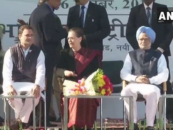 सोनिया ने की राहुल की तारीफ