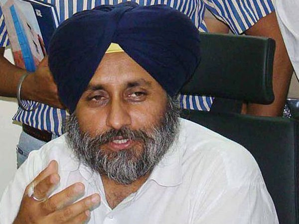 पंजाब में फेल हुए सुखबीर बादल