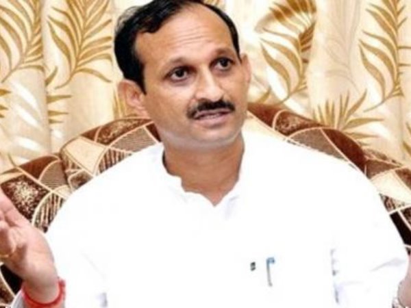 नए नवेले ने हरा दिया दिग्गज