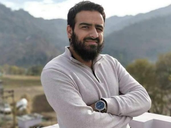 स्कूल में मैथ्स के शिक्षक थे अंजुम