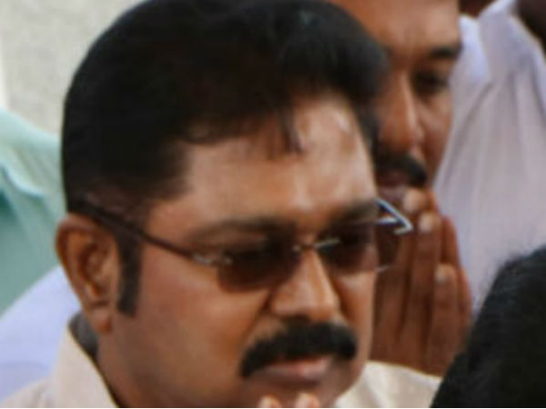 कई मामले हैं दर्ज