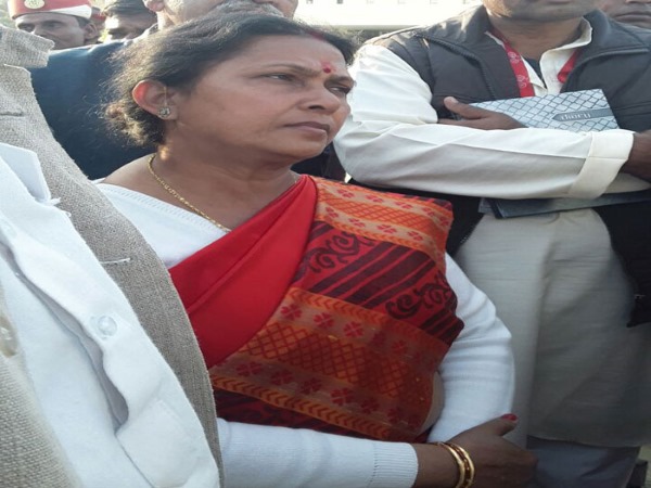 निर्दलीय बउआ त्रिवेदी को 3,327 वोट