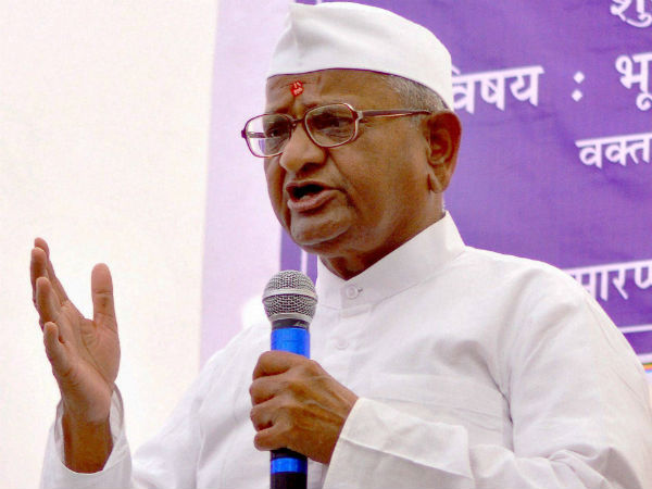 अन्ना बोले- देश का लोकतंत्र खतरे में है