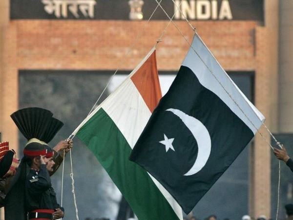 यूनिवर्सिटी में बनी थीं दोस्त
