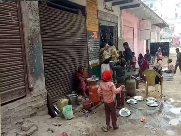 खाली जमीन का किया निरीक्षण