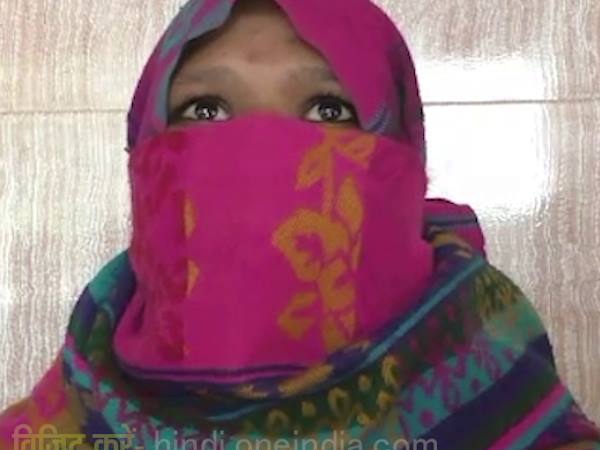 तीन तलाक कहकर घर से निकाला