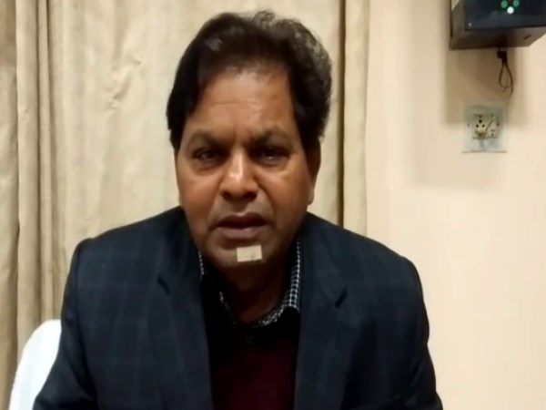 तनख्वाह रोकने पर भी नहीं बंद हुई लापरवाही