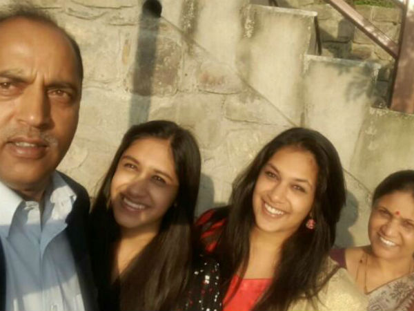 दोनों की पहली मुलाकात कॉलेज में