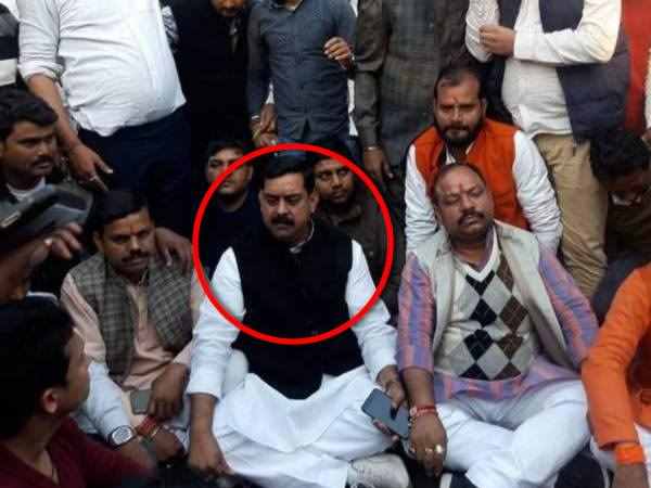 शादी का विरोध करने पहुंचे अजय शर्मा