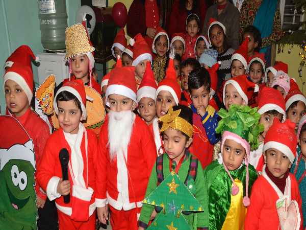 Merry Christmas Celebration by School Children in Saharanpur Merry Christmas Celebration by School Children in Saharanpur