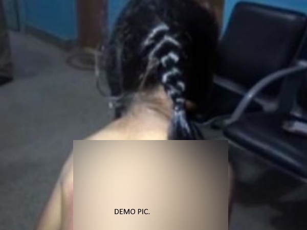 Doing two consecutive leave, teacher beat the girl merciless in Pune, Maharashtra Doing two consecutive leave, teacher beat the girl merciless in Pune, Maharashtra