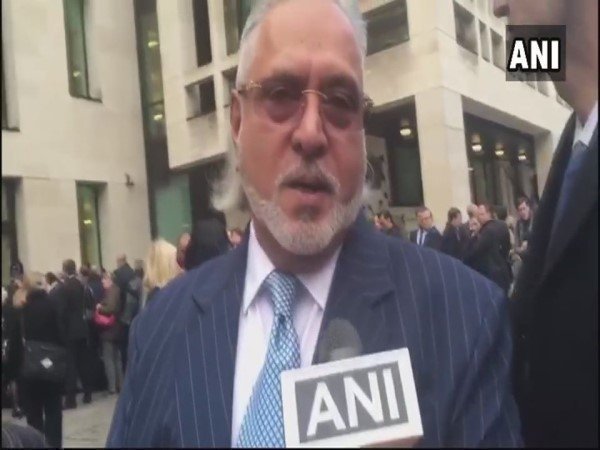 Vijay Mallya Extradition Case: Hearing today mallya says wait for court decison Vijay Mallya Extradition Case: Hearing today mallya says wait for court decison