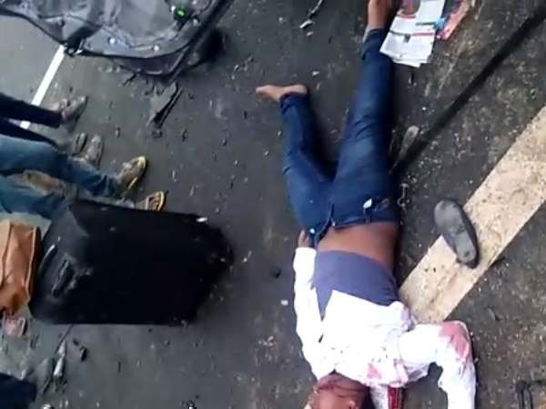 A car hit the divider in Saifai and three died in accident A car hit the divider in Saifai and three died in accident