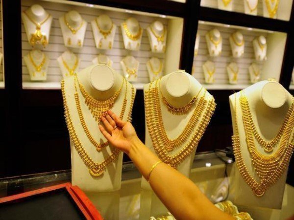 लगातार तीसरे दिन सोने की कीमतों में उछाल