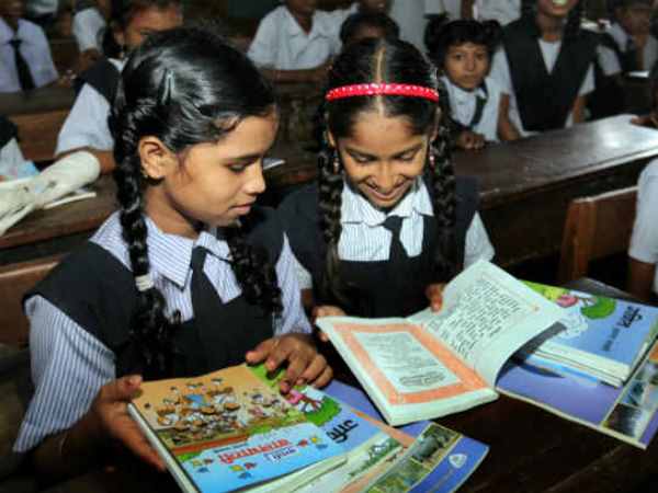 Thirteen hundred Marathi language school closed in Maharashtra Thirteen hundred Marathi language school closed in Maharashtra