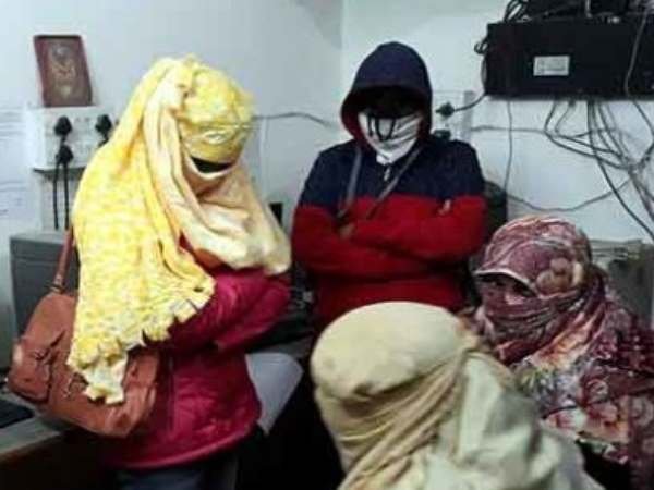flesh trade racket caught in Varanasi, Uttar Pradesh flesh trade racket caught in Varanasi, Uttar Pradesh