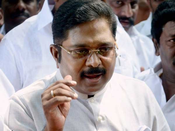 chennai TTV Dhinakaran gets pressure cooker symbol for RK nagar Bypoll chennai TTV Dhinakaran gets pressure cooker symbol for RK nagar Bypoll
