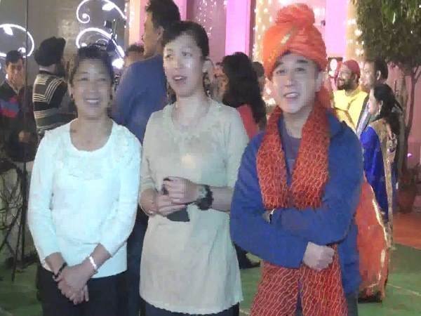 bareilly man married with hongkong girl bareilly man married with hongkong girl