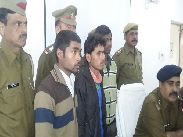 पकड़े गए 'मूर्ख' ने बताया गैंग का प्लान