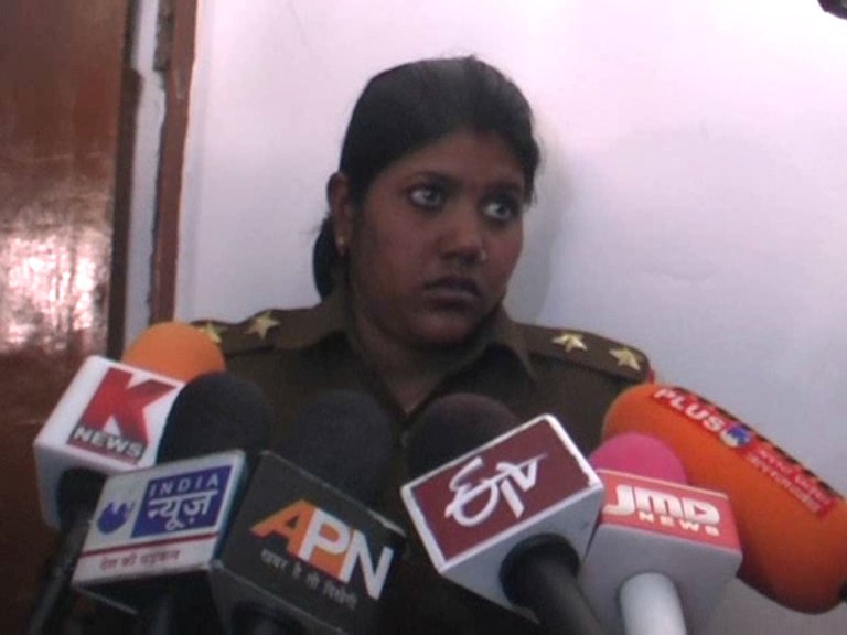 सब इंस्पेक्टर की परीक्षा दे चुकी है संतोषी