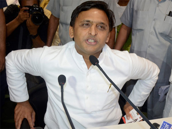 भाजपा के दो पूर्व विधायक सपा में