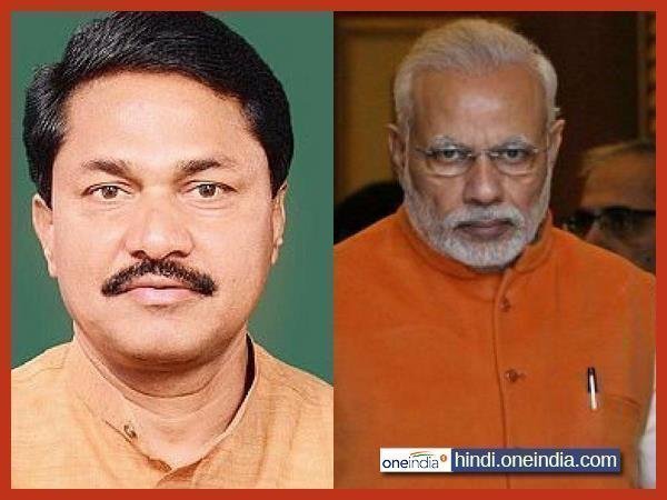 सदन से इस्तीफा दे दिया