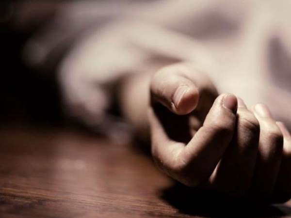 ठंड की वजह से खिड़की के पास सोना नहीं चाहता था