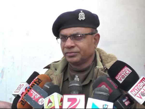 मौके पर पहुंच गई पुलिस