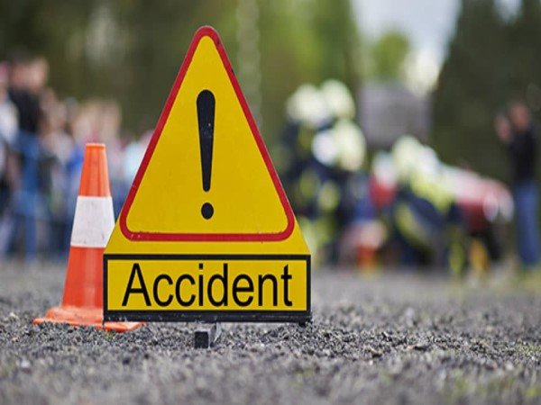 7 dead after a bus fell into a nearby pond in Hassan's Karekere Karnataka 7 dead after a bus fell into a nearby pond in Hassan's Karekere Karnataka